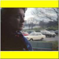 009-04_s.jpg