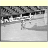52-10_s.jpg