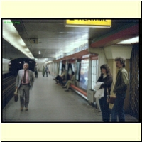 046-07_s.jpg