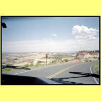 IL008-023_s.jpg