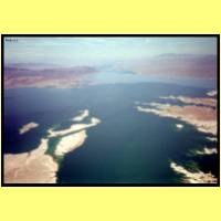 IL011-032_s.jpg