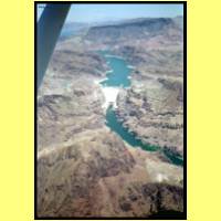 IL011-034_s.jpg