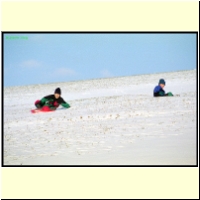097-12_s.jpg
